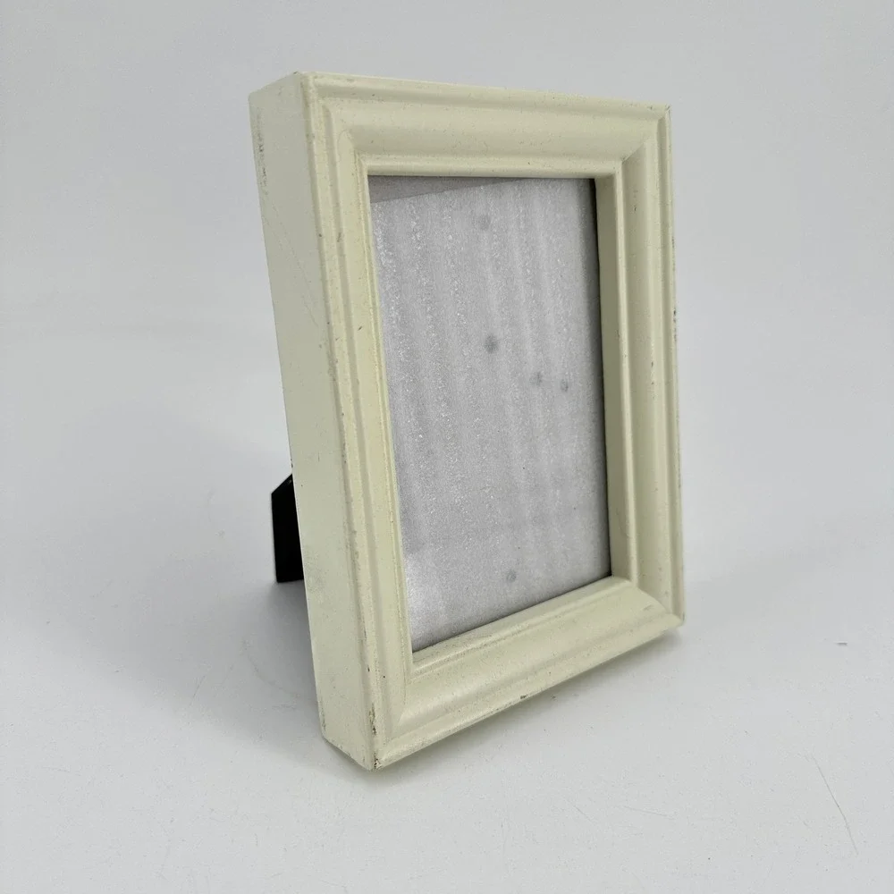 Cream Traditional Tiered Molding 4x6 Picture Frame Tabletop Wall Mount